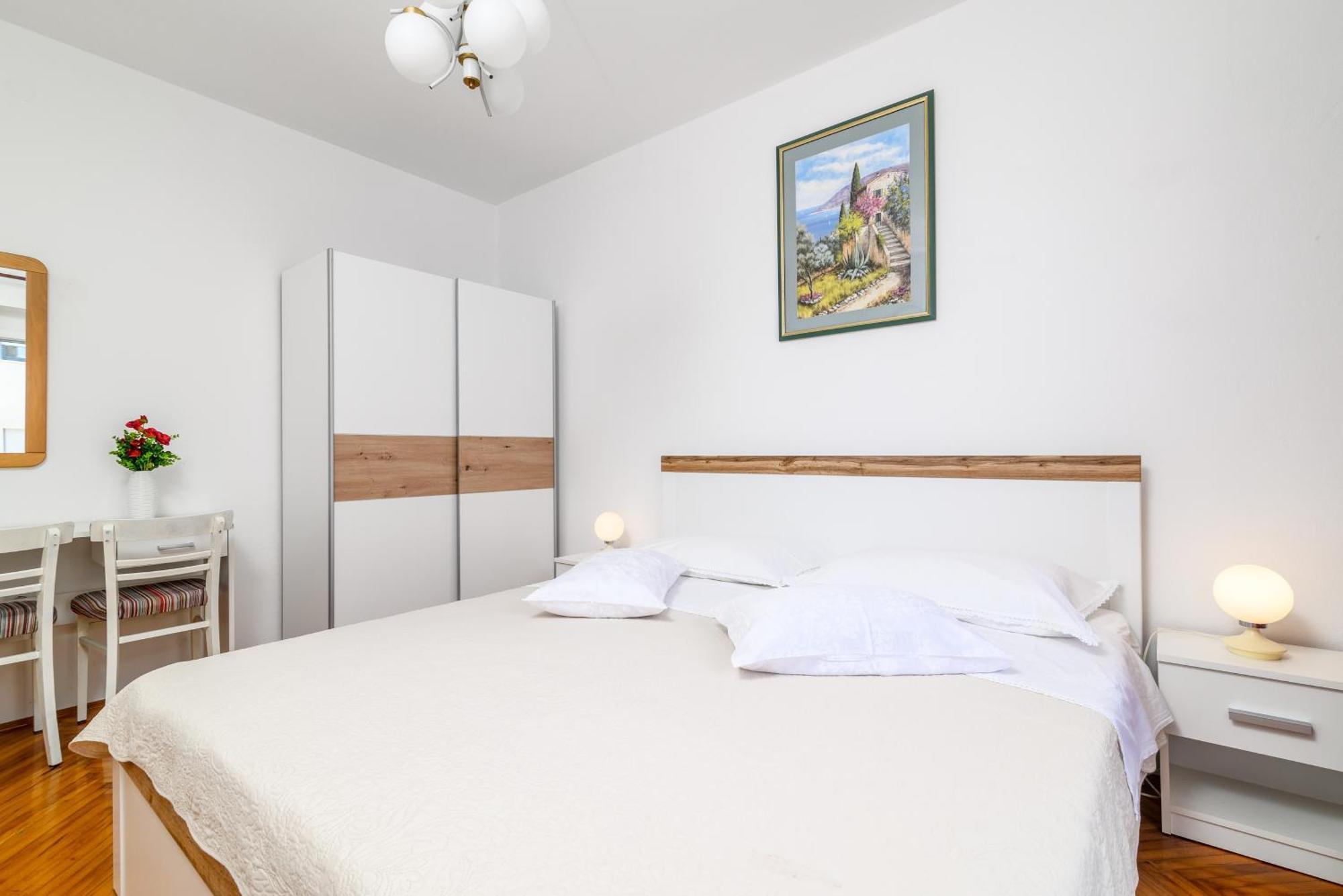 Apartments With A Parking Space Rovinj - 19088 Rom bilde